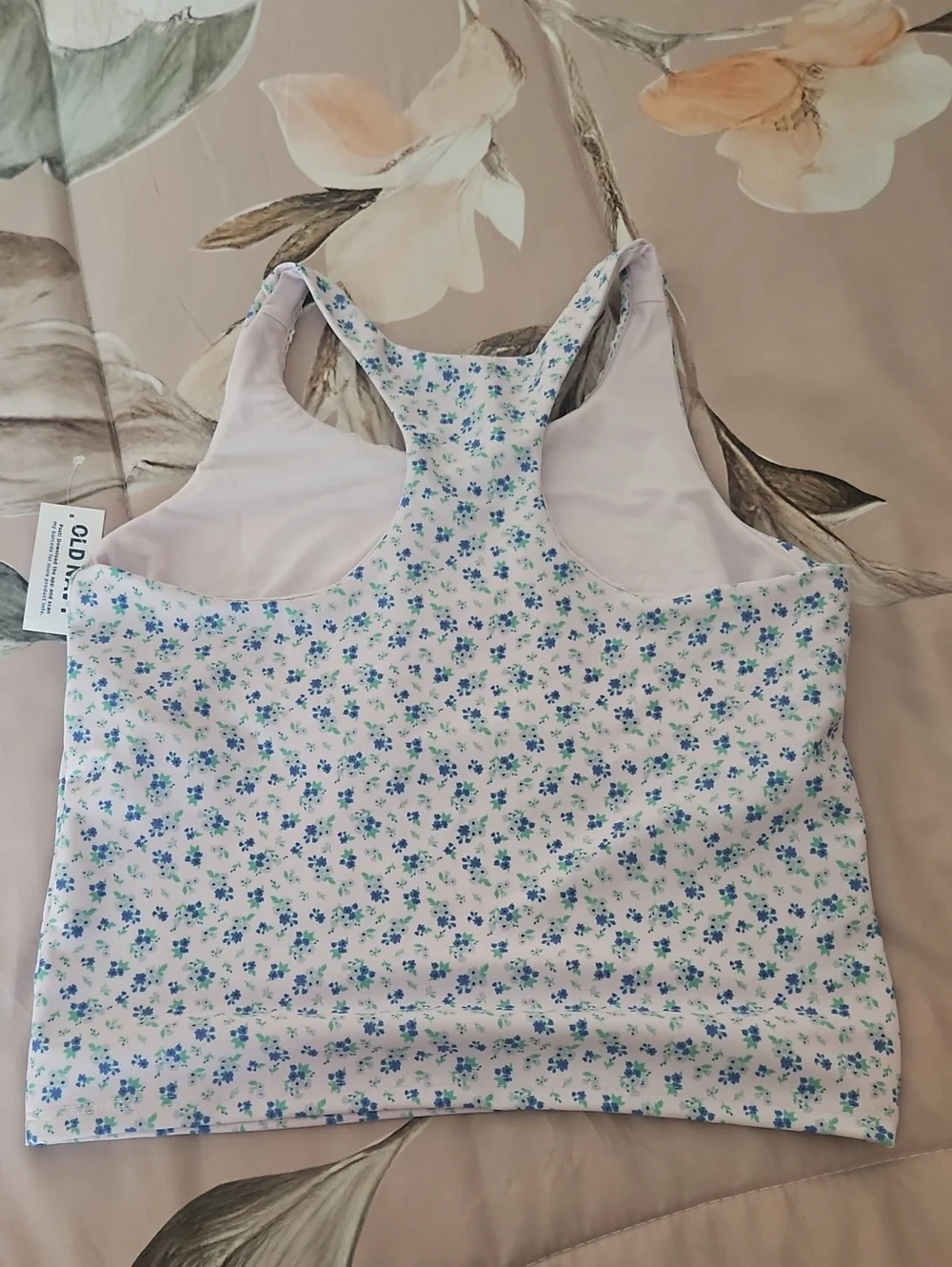 Old Navy Active Powersoft Top Built In Bra Nwt Floral XL 14/16 Kids. Lite Pink